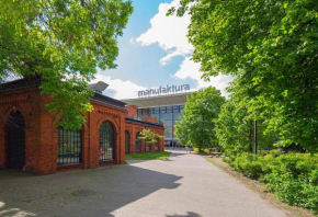 Lodz4rent - Premium Apartments 9,8 - MANUFAKTURA D77 - Parking - Ferie 2025
